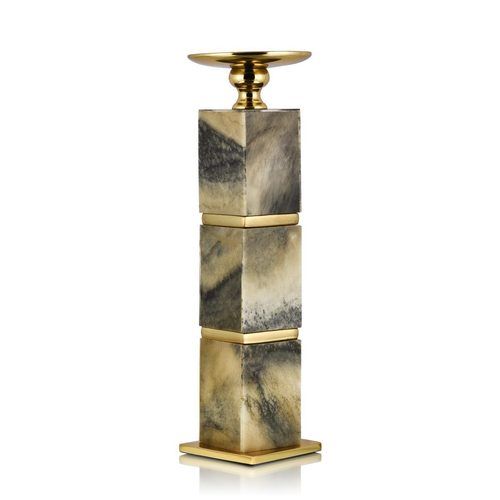 Latest and Trendy Design Gold Color Pillar Candle Holder for Home Decor