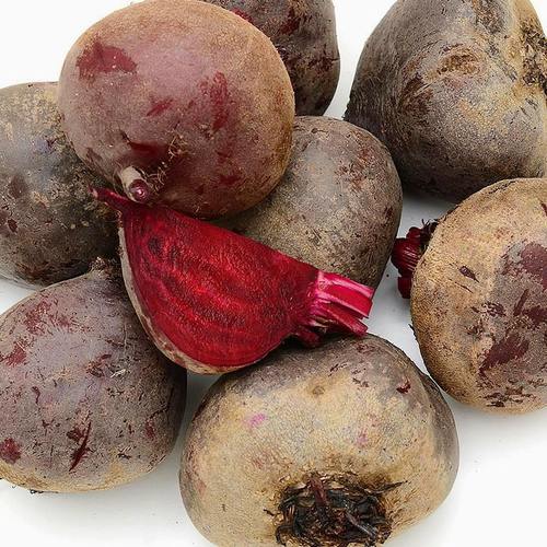 A Grade 100% Pure And Fresh, Natural Red Beetroot For Salad And Juice