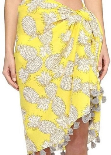 महिलाओं के पीले और सफेद त्वचा के अनुकूल पॉलिएस्टर प्रिंटेड बीच वियर परेओ