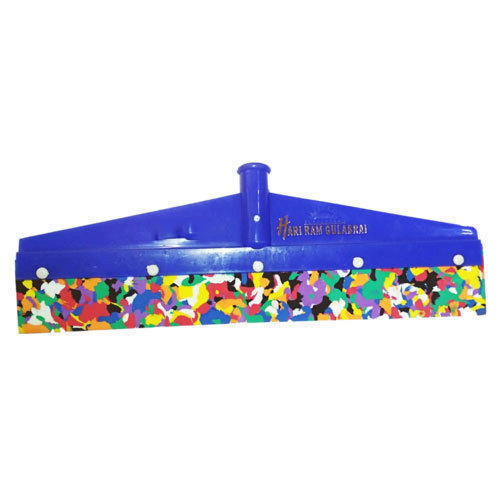 प्लास्टिक और रबर सामग्री के साथ हाउसकीपिंग के लिए 16 x 36 इंच नीले रंग का फर्श वाइपर