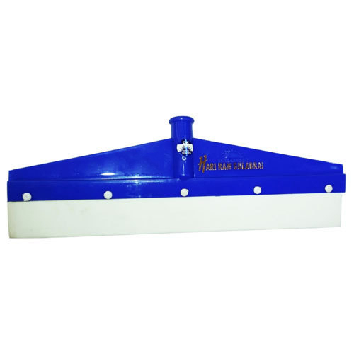 आयाम 16 X 39 इंच और प्लास्टिक और रबर सामग्री के साथ नीले रंग का फ़्लोर वाइपर आवेदन: हाउसकीपिंग