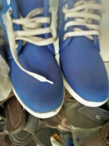 Light Weight Blue Color Casual Wear Flat Trendy Sports Shoe