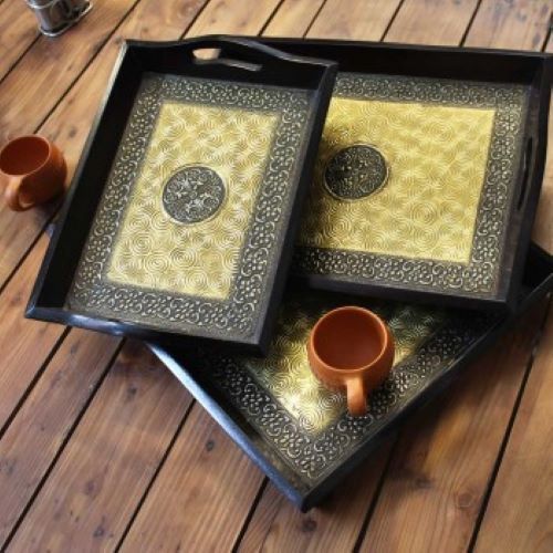 Polished Printed Multicolor Paint Tray Set