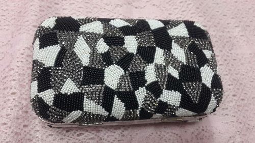 Comes In Various Colors Rectangular And Light Weight Very Spacious Designer Ladies Clutch Bag For Casual Wear