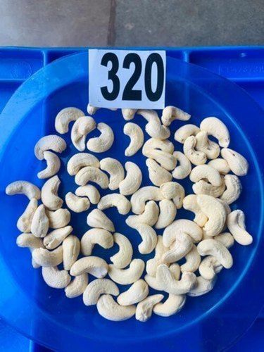 W320 Cashew Nut With Protein, Monounsaturated Fats (Mufa), And Antioxidants