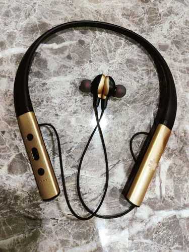 Golden And Black Color Wired Headphones For Mobile Phone, Tablets, Laptop Warranty: Yes