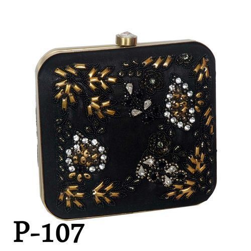 Light Weight And Very Spacious Designer Black Ladies Clutch Bag For Party Wear Gender: Women