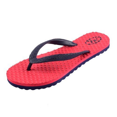Ladies Red Daily Wear Light Weighted Plain Rubber Flat Hawai Slipper 