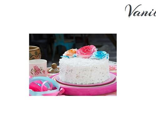 Vanilla Heart Shape Cake – GuptShopper