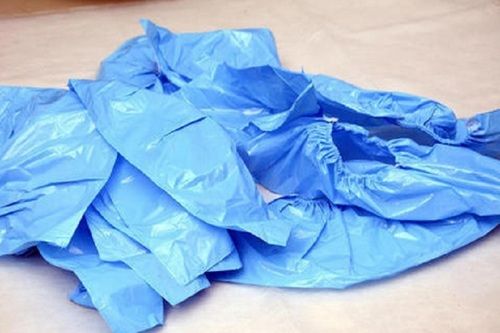 Blue Plain Waterproof Disposable Shoe Cover For Hospital, 50 Gsm, Weight 10 Gram, Thickness 2mm