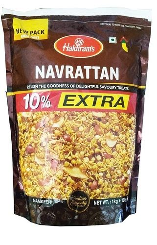 No Artificial Color Hygienic Prepared Delicious In Taste Haldirams Navrattan Namkeen