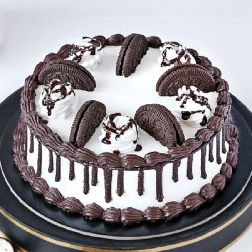 Oreo Drip Black Forest Chocolate Cake With Fresh Cream And Biscuits Topping Fat Contains (%): 2 Grams (G)