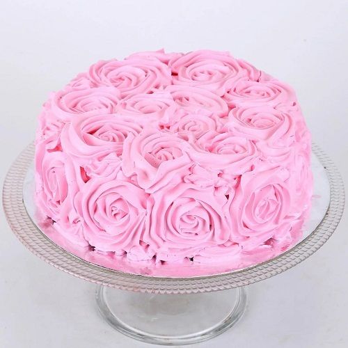Tasty And Mouth Melting Rose - Frosted Cream Cake For Birthday Party
