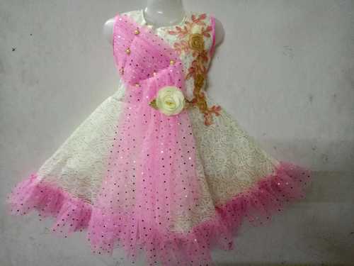 Pink And White Skin Friendly Breathable And Alluring Design Baby Frock Age Group: 2-3