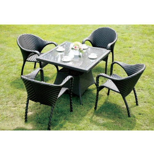 Rectangular Shape Rattan (Wicker) 4 Seater Outdoor Table and Chair Set
