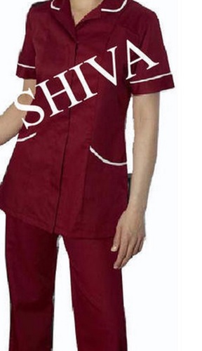 महिलाओं के लिए ब्लू इको फ्रेंडली पॉली कॉटन और कॉटन वी नेक हाफ स्लीव हॉस्पिटल नर्स यूनिफॉर्म