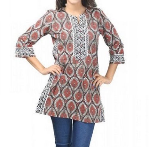 Anti Wrinkle Printed V Neck Cotton Short Length 3/4th Sleeve Kurti For Ladies