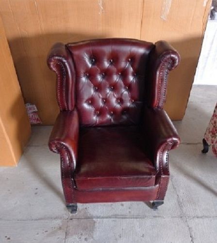 Modern Design 4 Legs High Back Cherry Color Wing Chair with Arm Rest