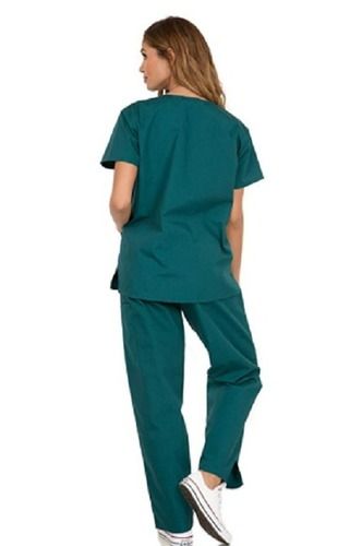 Ladies Half Sleeves Plain Woven Polyester Cotton Hospital Patient Apparel