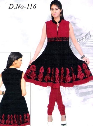 Breathable Ladies Red And Black Sleeveless Mandarin-Neck With V-Slit Printed Cotton Kurti