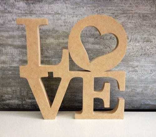 Wood Sturdy Construction Skin Friendliness Elegant Look Wooden Handicrafts Love Sign