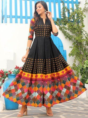 Black Ladies Printed Frock Long Length 3/4Th Sleeves Cotton Kurti