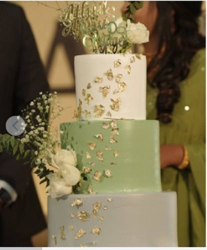 Delicious And Affordable Tasty Double Tecker Wedding Cake For Celebration