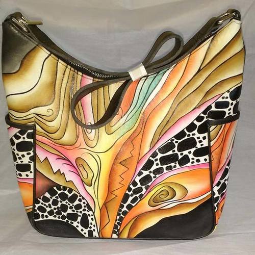 Comes In Various Colors Hand Painted Designer Hobo Women Leather Handbag With Zipper Closure Style