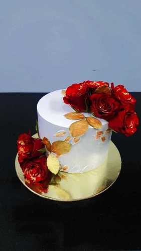 White & Red Roses Designer Chocolate Cake - Buy, Send & Order Online  Delivery In India - Cake2homes