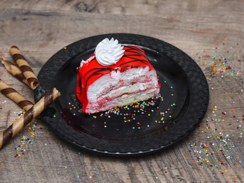 Strawberry Cake / Pastry Piece In A Plate Stock Photo, Picture and Royalty  Free Image. Image 85943726.