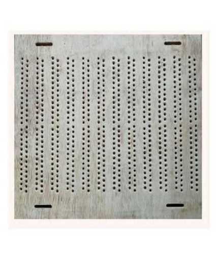 Silver Termite Proof And Precisely Designed Rectangular Shape Comber Board 