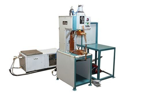 Industrial Table Mounted Pedal Operated Spot/projection Welder Machine