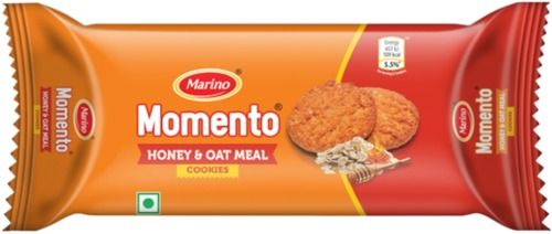 Low-Fat Momento Oat And Honey Meal Healthy Digestive Cookies For Parties, Tea Time