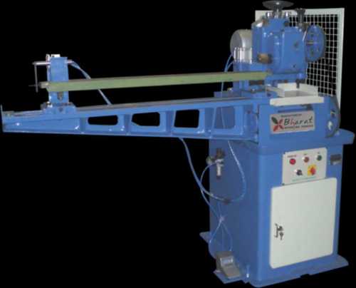 High Performance Blue And White Cast Iron Semi Automatic Flat Milling Machine, 1.5 Hp