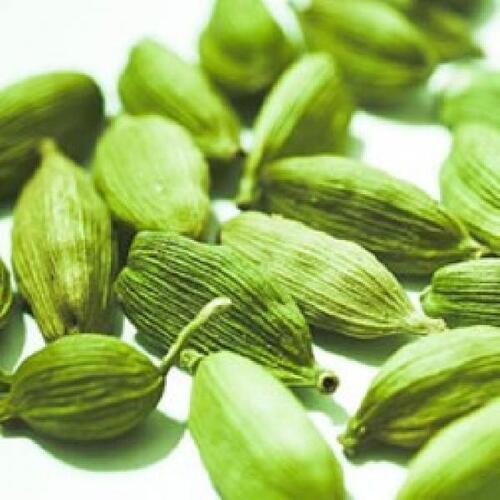 Solid Whole Spice Natural Rich Taste Antioxidant Chemical Free Healthy Dried Organic Green Cardamom