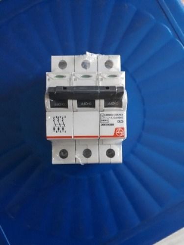 Mini White Miniature Circuit Breaker With 3 Pole For Domestic And Industrial Uses