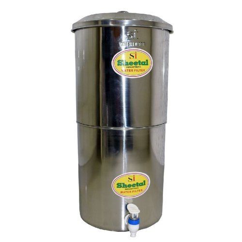 Silver Rust Resistant Stainless Steel Water Purifier With Water Dispenser