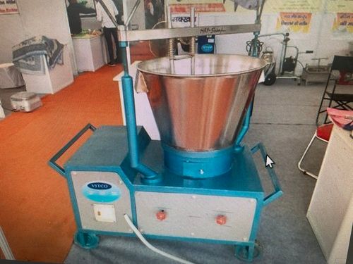 Khoya Making Machine In Stainless Steel Body Material, 100-500kg Weight