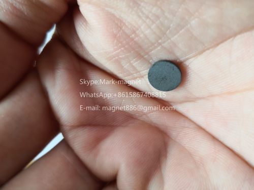 Black Narrow Line Width Microwave Ferrite, Narrow Linewidth Garnets Material Series Microwave Ferrite And Ceramic