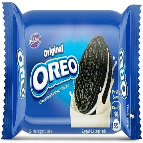 Tasty And Delicious Cadbury Oreo Original Vanilla Creme Biscuit, 46.3G Packaging: Family Pack