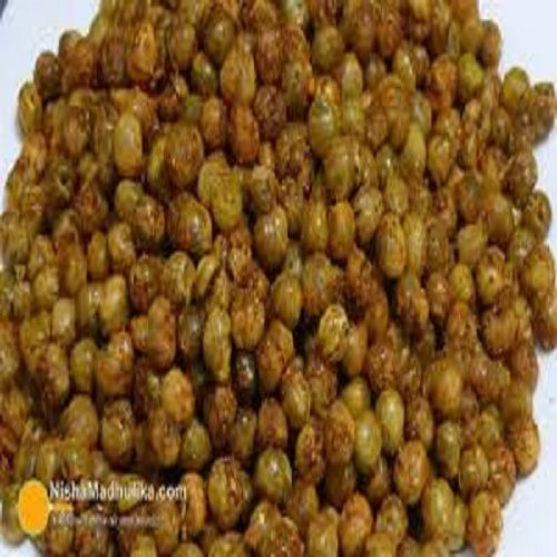 Tasty Delicious Spicy And Salty Flavor Loose Masala Matar Namkeen Fat: 0.25 Grams (G)