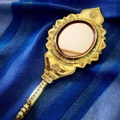 Traditional Metal Handle And Easy To Carry Highly Polished Antique Golden Hand Mirror Design