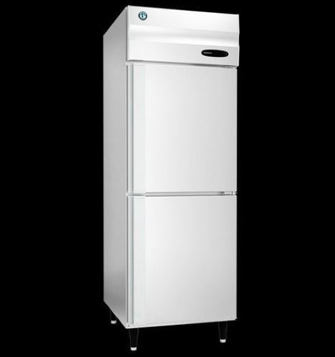 White Auto Defrosting Stainless Steel Body Western Hoshizaki Upright Freezer, 628 L