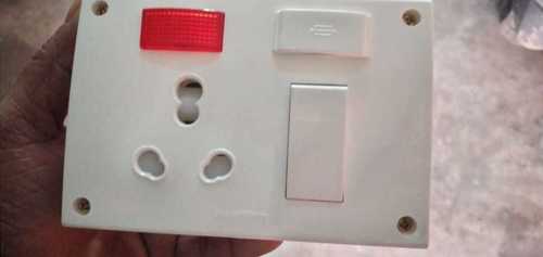 Plastic White Color Electrical 3 Pin Plug Sockets Warranty: 1 Year