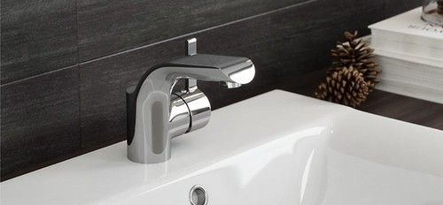 Good Quality Of Bathroom Fittings Wash Basin Taps With Easily Access Clean 