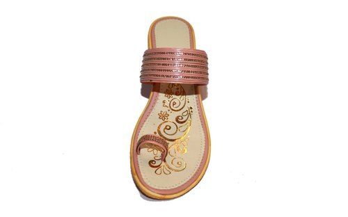 Casual Wear Light Weighted Slip Resistant Outsole Ladies Fancy Flip Flop Slipper