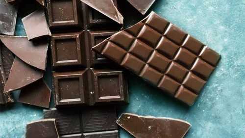 Crunchy Delicious Eggless Dark Brown Handmade Chocolate Good For Health 