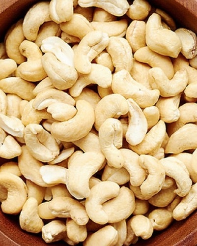 Organic Cashew - Grade A Raw Kidney Shape, White Color | Hygienically Packed, Long Shelf Life, Rich in Taste, Tested for Health Benefits