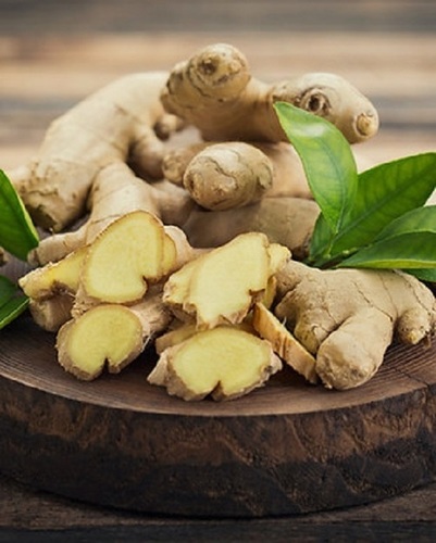 Organic Ginger - Irregular Shape, Fresh Raw Form | Long Shelf Life, Hygienically Packed, Timely Delivery