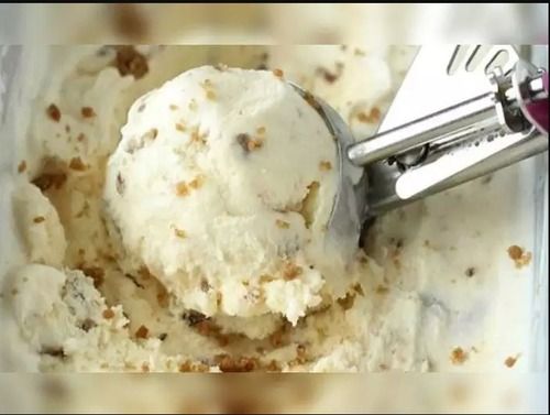  प्राकृतिक स्वाद के साथ नाश्ते के लिए 1000 मिलीलीटर मलाईदार स्वादिष्ट बटरस्कॉच आइसक्रीम 